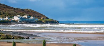 Family Holiday Home 3 Bed 2.5 Bath Free Wi-Fi 10 mins walk to Westward Ho! Beach