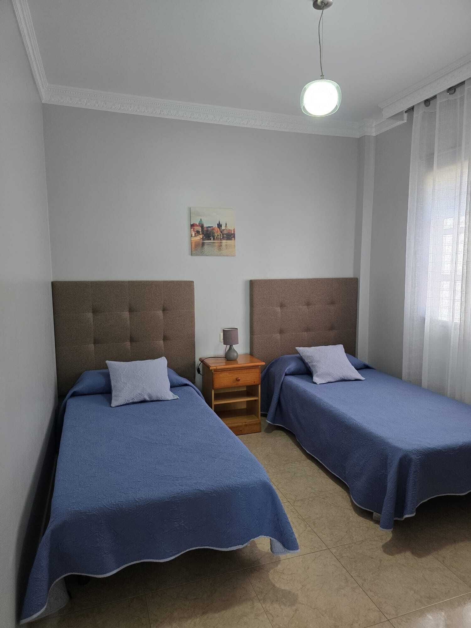 2 chambres, bureau, fer et planche à repasser, Wi-Fi