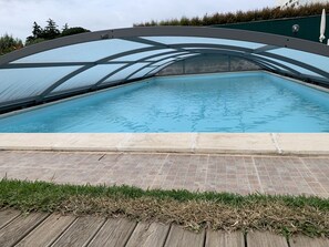 Indoor pool, outdoor pool