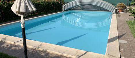 Innenpool, Außenpool