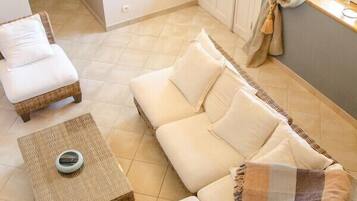 Televisie en een tafeltennistafel