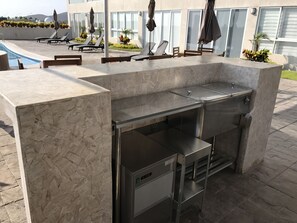 BBQ/picnic Area - MARINA PLATINO Departamento de Lujo 2 Habitaciones. 6 per. (Mazatlán)