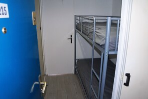 1 bedroom, iron/ironing board, Internet, bed sheets