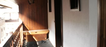 Apartment, sleeps 6, downtown, mountain proximity, Val-d'Isère