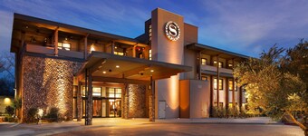 Sheraton Redding Hotel at the Sundial Bridge