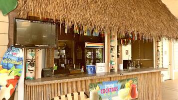 Bar (en la propiedad)