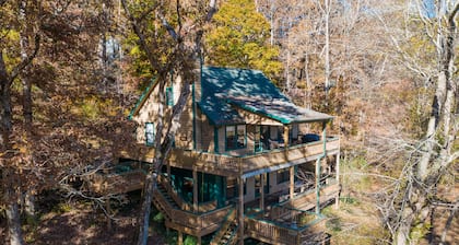 Arkaquah Creek Retreat!