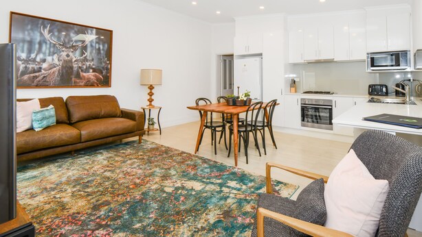 Unclassified image, 1 of 12, button - BOUTIQUE STAYS - Carlton Terrace (Princes Hill)