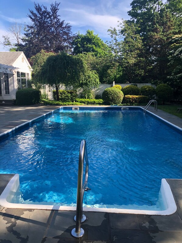 Piscina externa, piscina aquecida