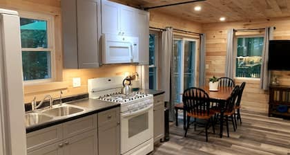 Cozy Haven: A Lakeside Cottage Near Acadia