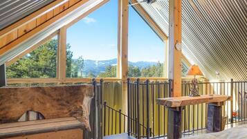 1 bedroom, desk, free WiFi, bed sheets