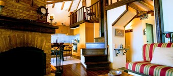 2-level Villa With Fantastic View!