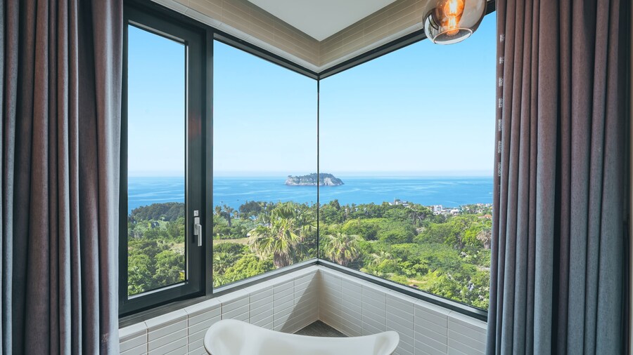 Jeju Bricks Hotel