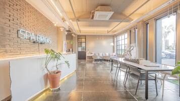 Hot tub, body treatments, aromatherapy, hot stone massages