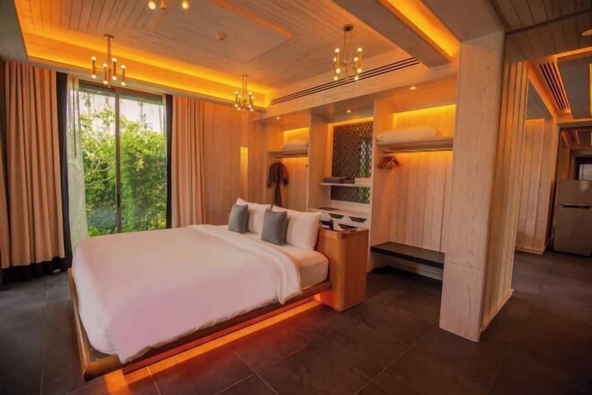 1 slaapkamer, een minibar, een kluis op de kamer, een bureau