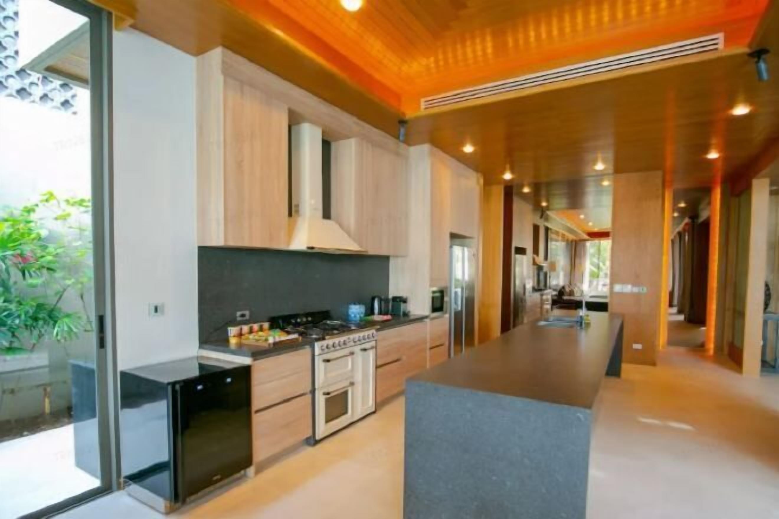 Private kitchen | Coffee/tea maker, electric kettle