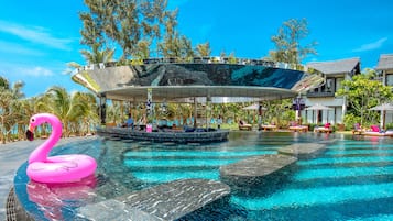 Bar vid poolen