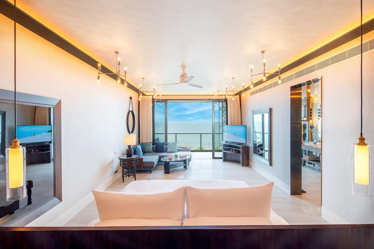 BaBa Grand Ocean Suite | 1 bedroom, premium bedding, free minibar, in-room safe