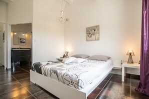 2 Schlafzimmer, Bügeleisen/Bügelbrett, Reisekinderbett, WLAN