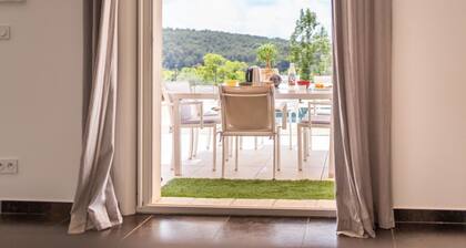 Belle maison contemporaine pour passer un week-end ou une semaine de détente