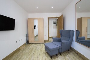 Apartamento de lujo (Apt 5) | 2 dormitorios, tabla de planchar con plancha, wifi gratis y ropa de cama