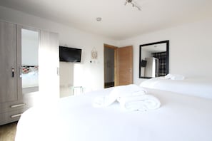 Departamento de lujo (Apt 2) | 2 habitaciones, tabla de planchar con plancha y wifi gratis