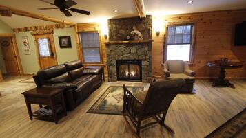 TV connectée, cheminée