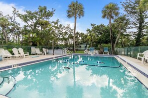 Outdoor pool, a heated pool