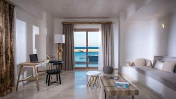 Perhehuoneisto | Oleskelualue | 27–tuumainen taulutelevisio, jossa satelliittikanavat