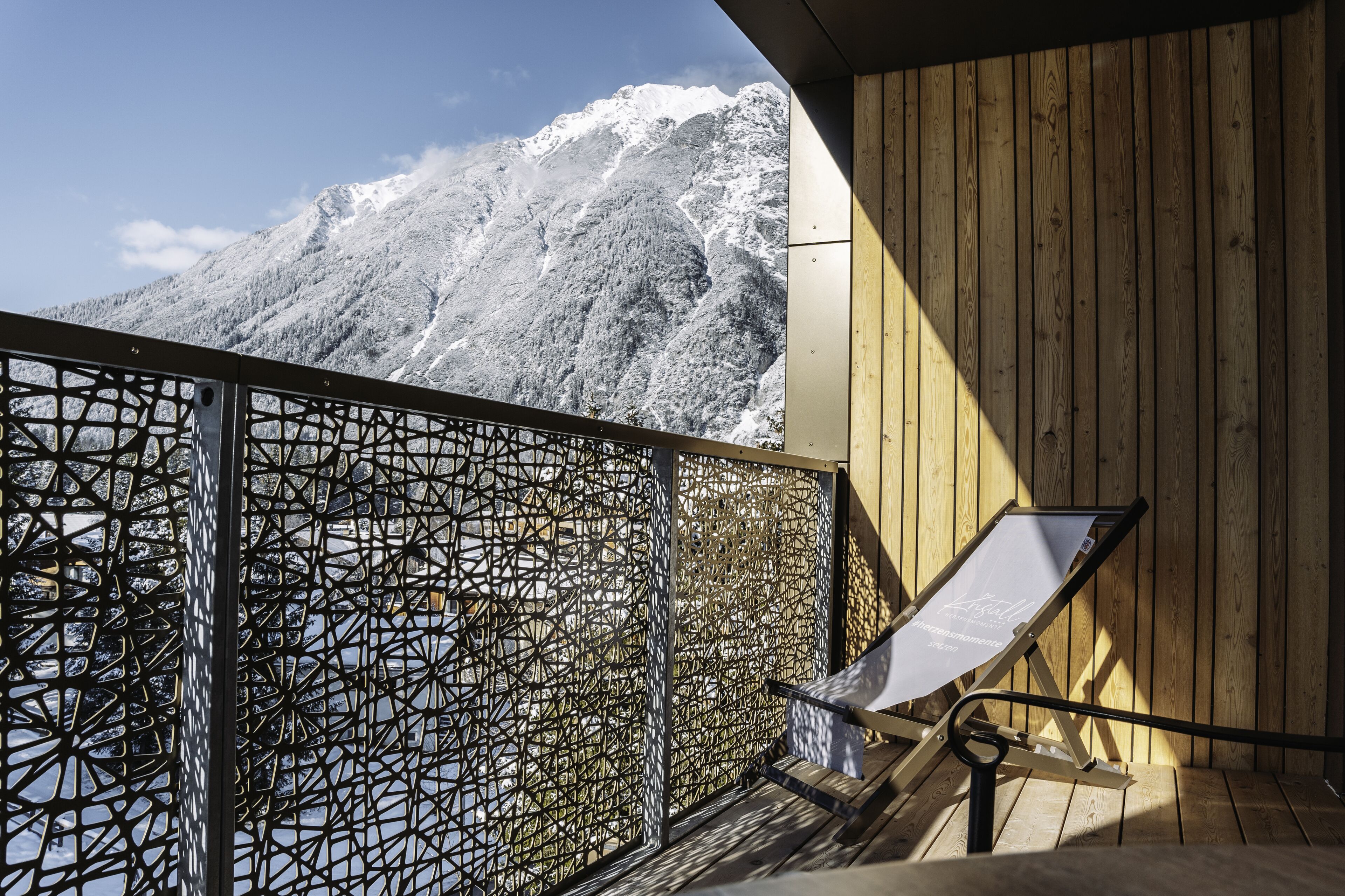 Suite, uitzicht op bergen | Balkon