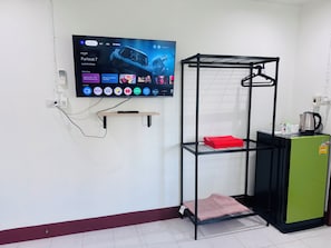 Studio | Free WiFi, bed sheets