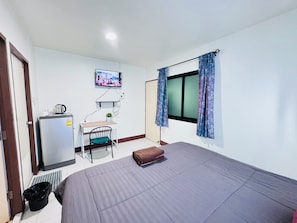 Habitación básica | 1 habitación, wifi gratis y ropa de cama