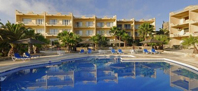 Ta Frenc Apartments