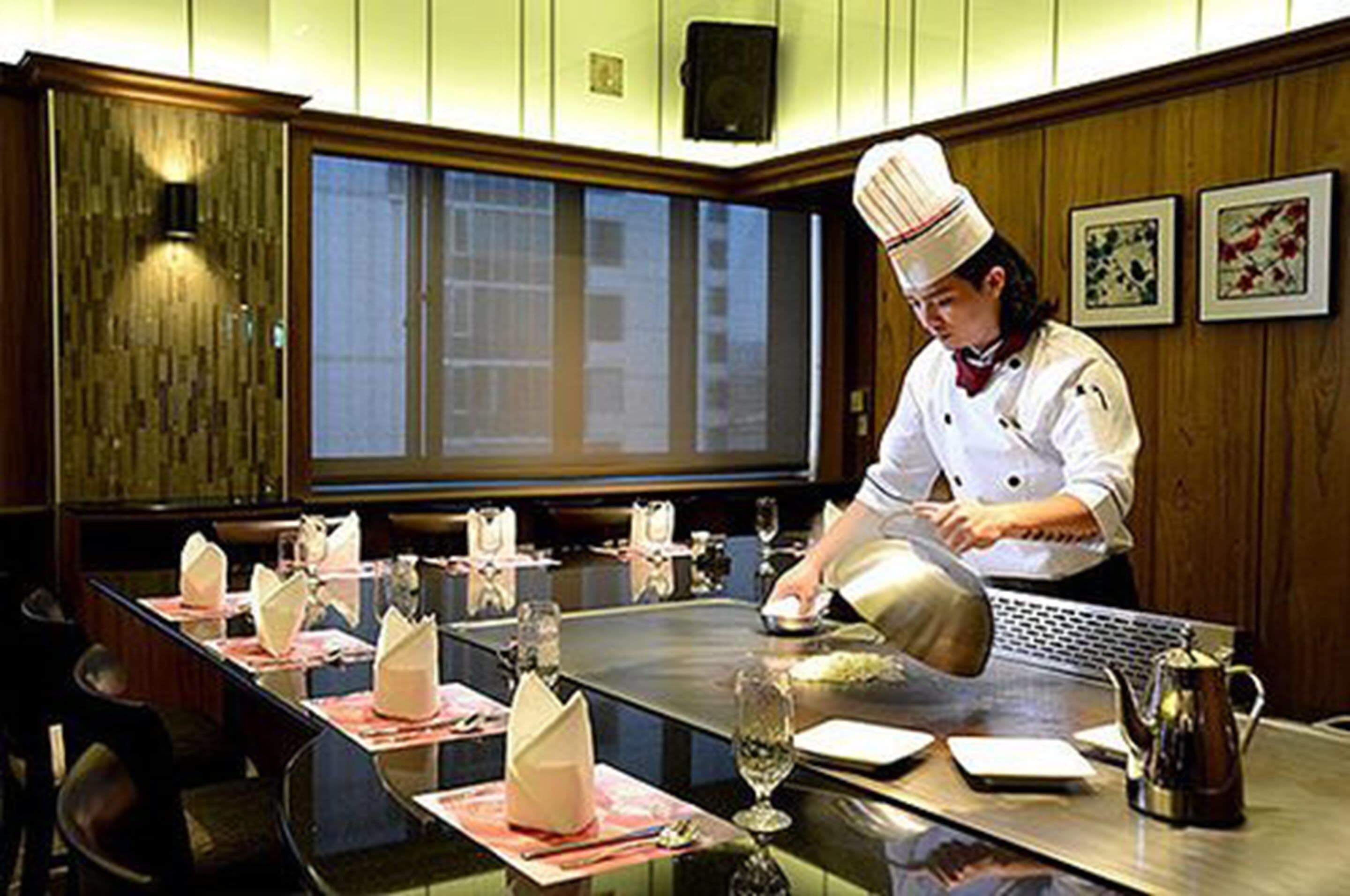 7 restauranter, lunsj og middag serveres, japanske retter