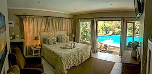 Chambre Triple Familiale, plusieurs lits, vue piscine