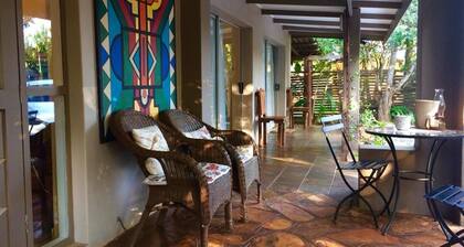 Hlulala Guesthouse