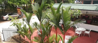 French Garden Tourist Rest