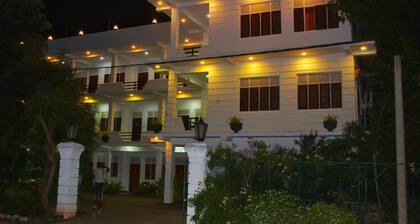 Hotel senora kataragama