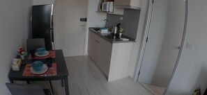 Fridge, microwave, stovetop, electric kettle