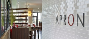 Kimpton Overland Hotel - Atlanta Airport by IHG