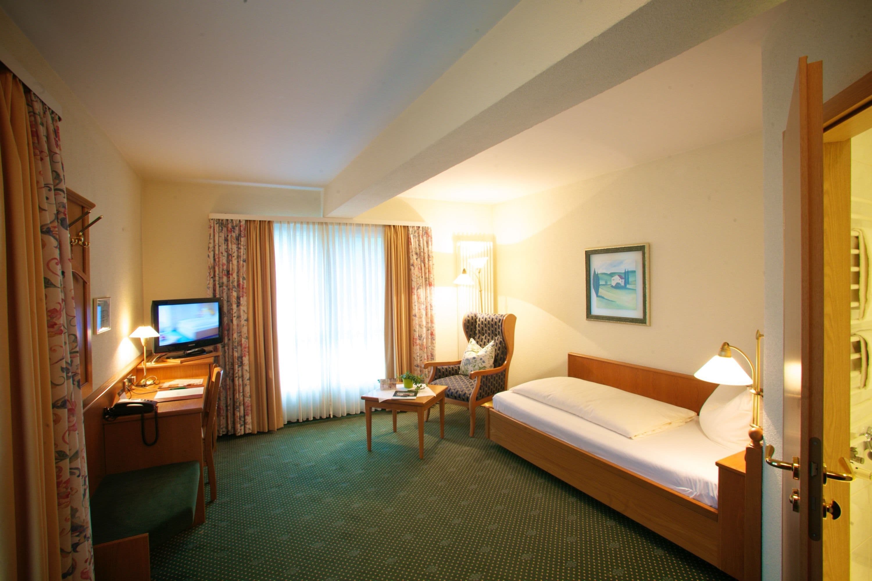 舒適單人房, 1 張單人床 | 高級寢具、迷你吧、客房內保險箱、書桌