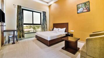 Standard Double Room, 1 Double Bed, Smoking | Soundproofing, free WiFi