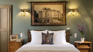 Comfort Double Room, Ensuite, Park View | Premium bedding, minibar, in-room safe, individually decorated