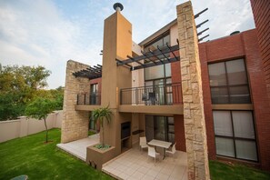 Terrace/patio - All Suite on 14th (Randburg)