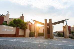 Property entrance - All Suite on 14th (Randburg)