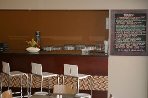 Cafe - All Suite on 14th (Randburg)