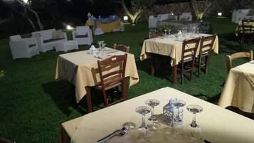 Ristorazione all'aperto