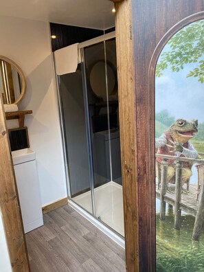 Deluxe Apartment | Bathroom - Gulliver's Resort Matlock Bath (Matlock)