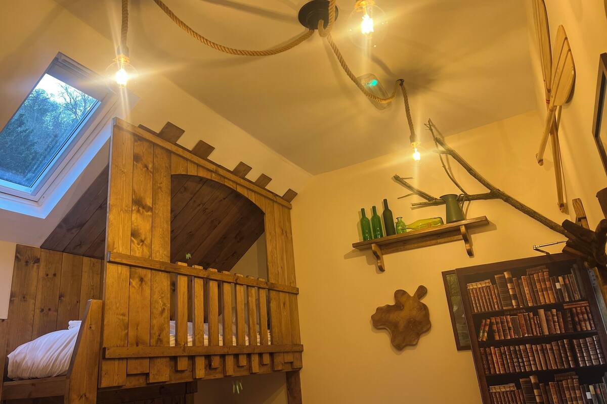 executive double room | premium bedding, individually decorated, individually furnished