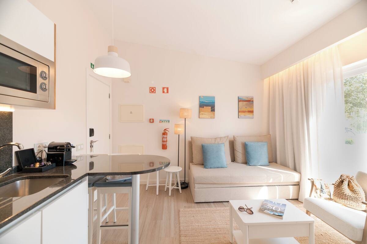 Villa, 1 Bedroom | Living room | TV